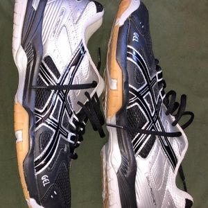 New volleyball shoes